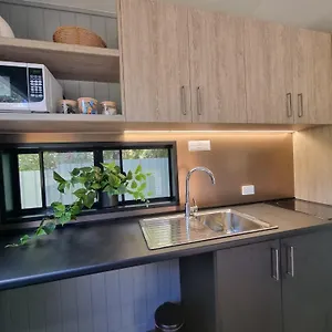 https://esk-mountain-view-lodge.queenslandhotels.net